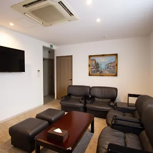 Hiro Building アパート 福岡市